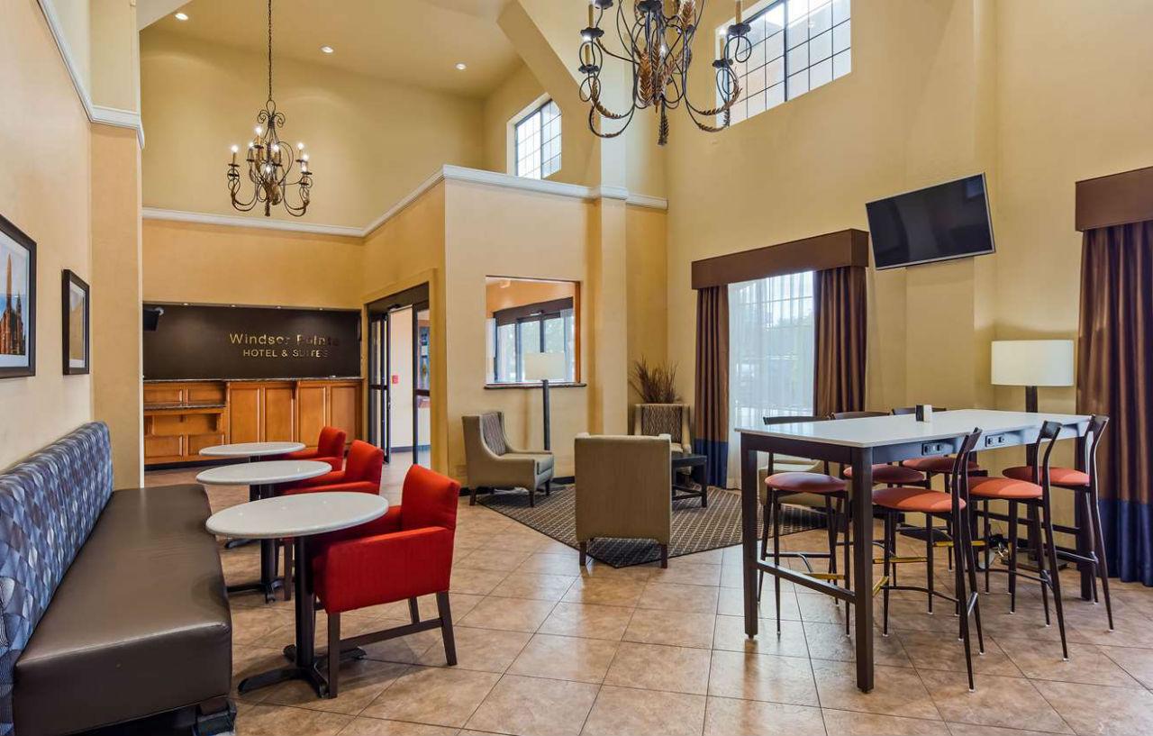 Western Windsor Pointe & Suites-at&t Center