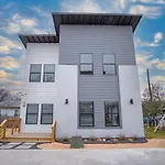Brand New Stylish 3Br2Ba Near Exciting Downtown