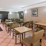 La Quinta Inn By Wyndham San Antonio Market Square