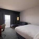 Courtyard By Marriott San Antonio Airport