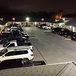 Raintree Inn And Suites