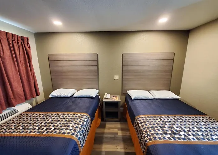 River Inn Motel