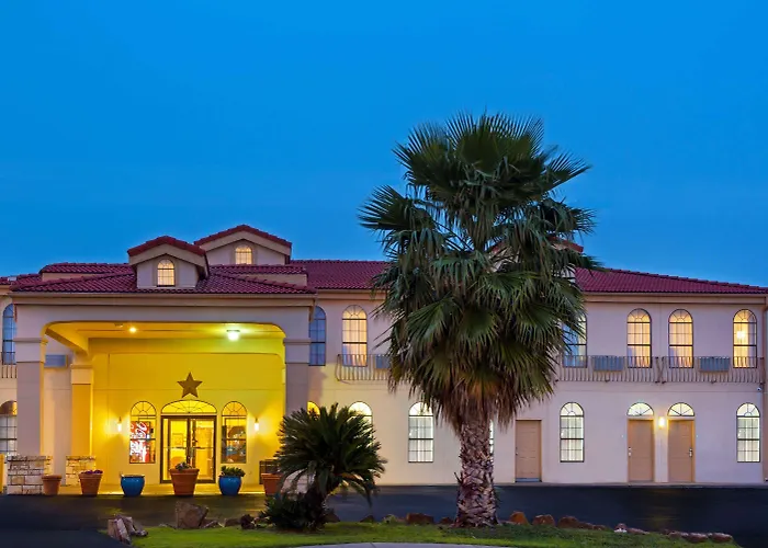 Days Inn by Wyndham San Antonio Northwest/Seaworld