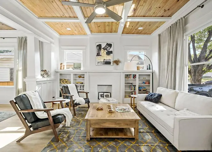 Urban Elegance Retreat