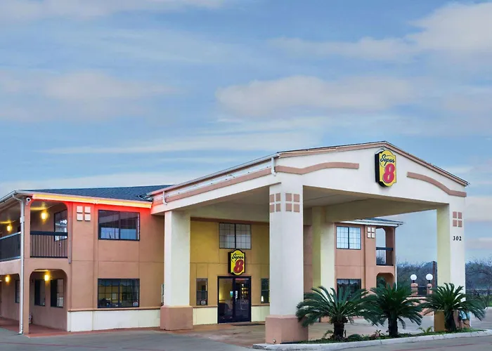 Super 8 by Wyndham San Antonio/Riverwalk Area