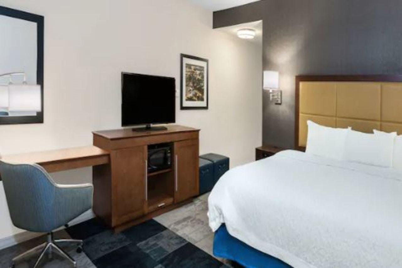 Hotel Hampton & Brooks Base, Tx San Antonio