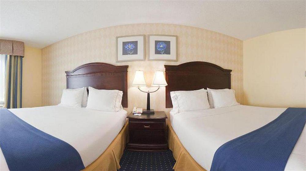 Hotel Express & West Sea World Area By Ihg
