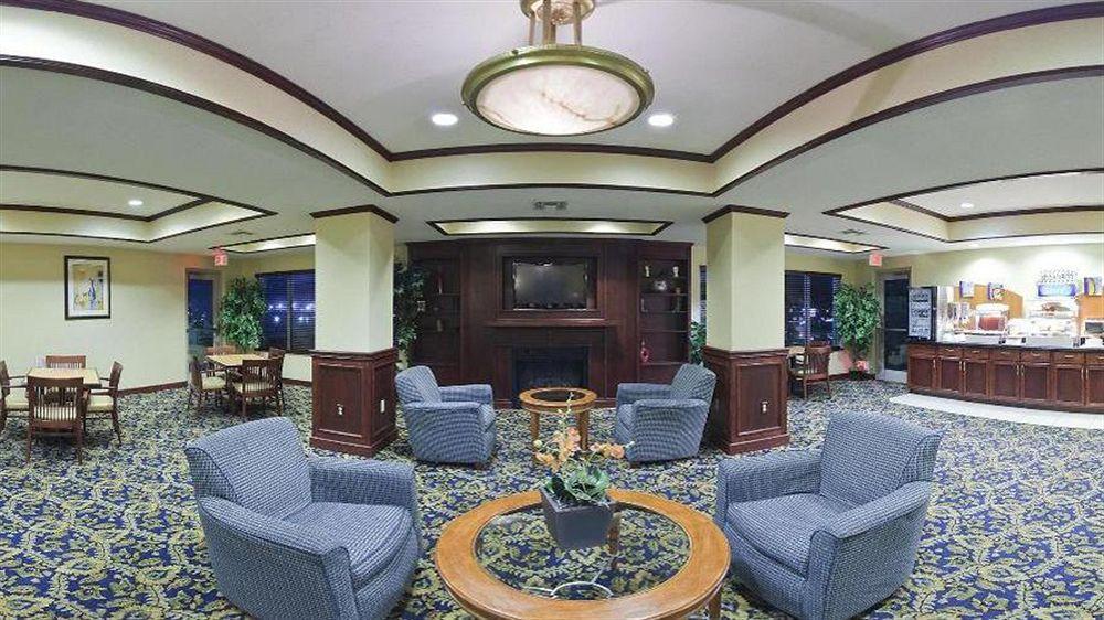 Hotel Express & West Sea World Area By Ihg