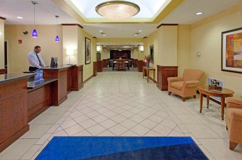 Hotel Express & West Sea World Area By Ihg San Antonio