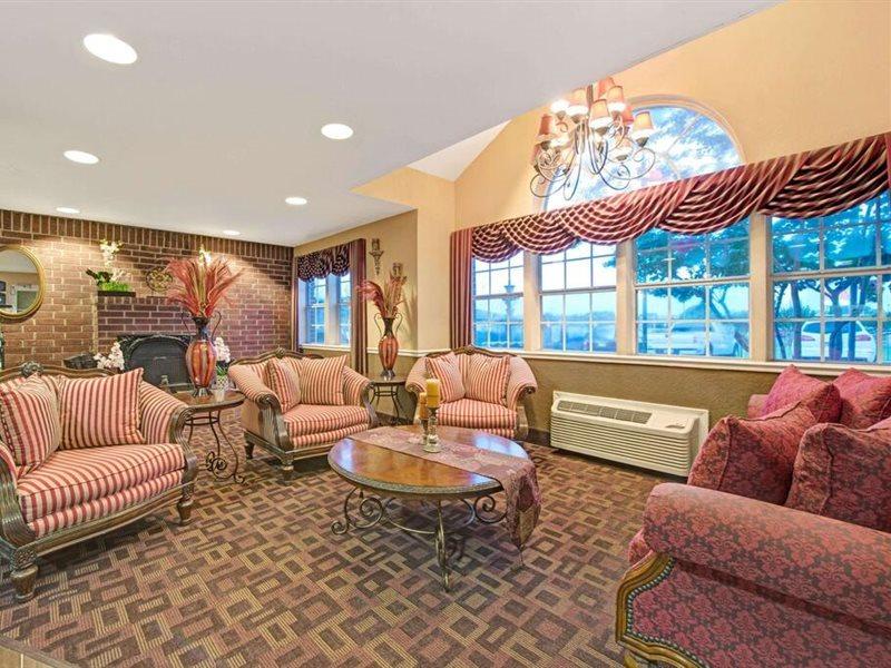Super 8 By Wyndham Downtown Ne Hotel San Antonio