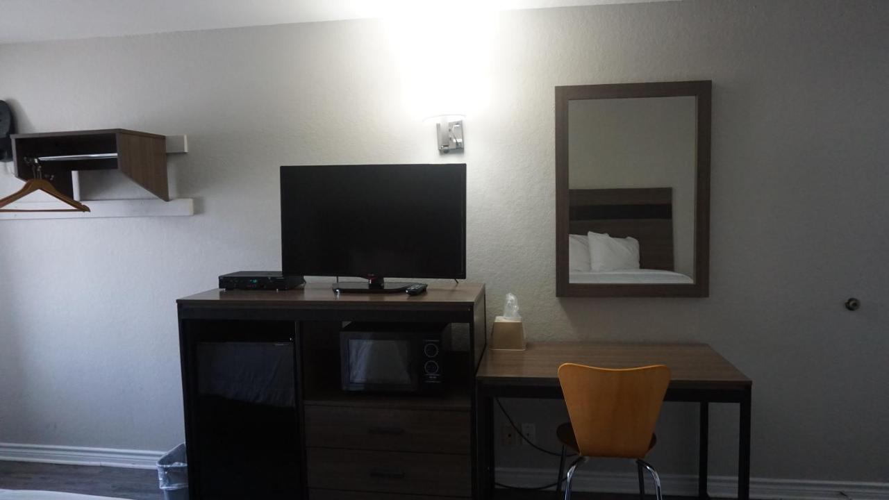 Motel La Villita *