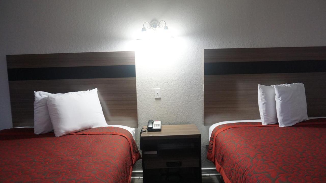 Motel La Villita *