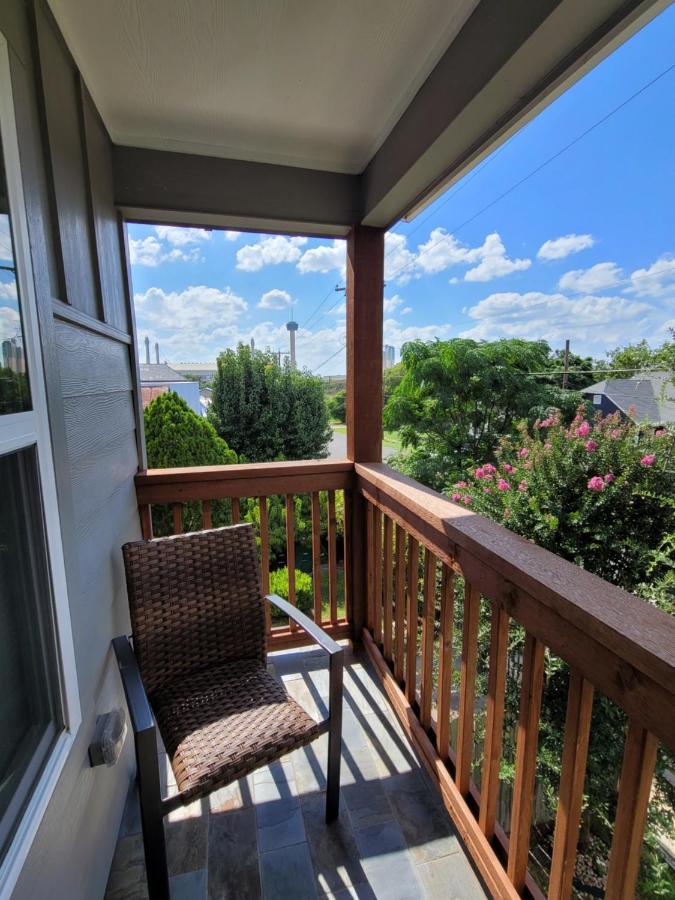 Holiday home Spacious Townhouse Minutes From Downtown Sa. *