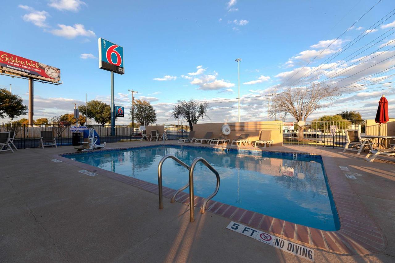 Hotel 6-san Antonio, Tx - West Seaworld
