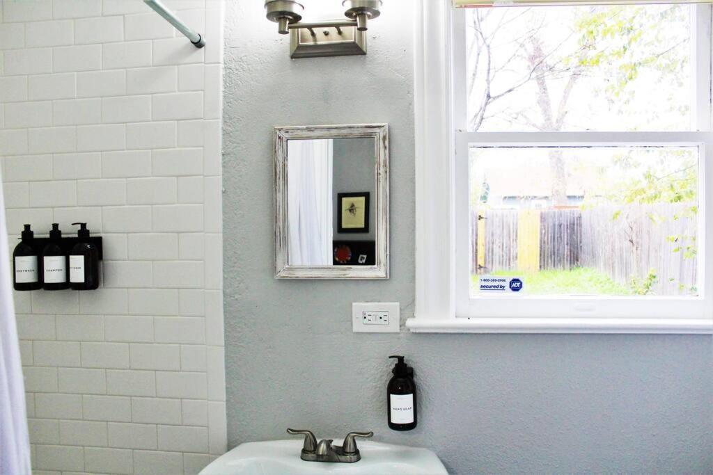 Casamagnolia - Cheerful 3-bdrm Home, Free Parking, 30 Days Or More Holiday home