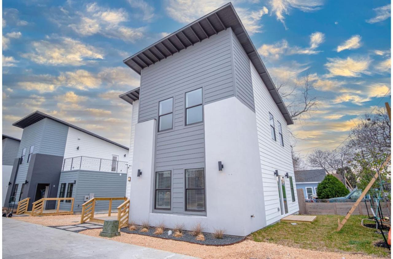 Brand New Stylish 3br2ba Near Exciting Downtown San Antonio