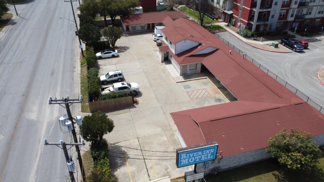 River 2* San Antonio
