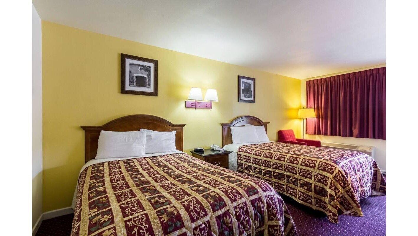 Motel Hillview At Six Flags Fiesta *