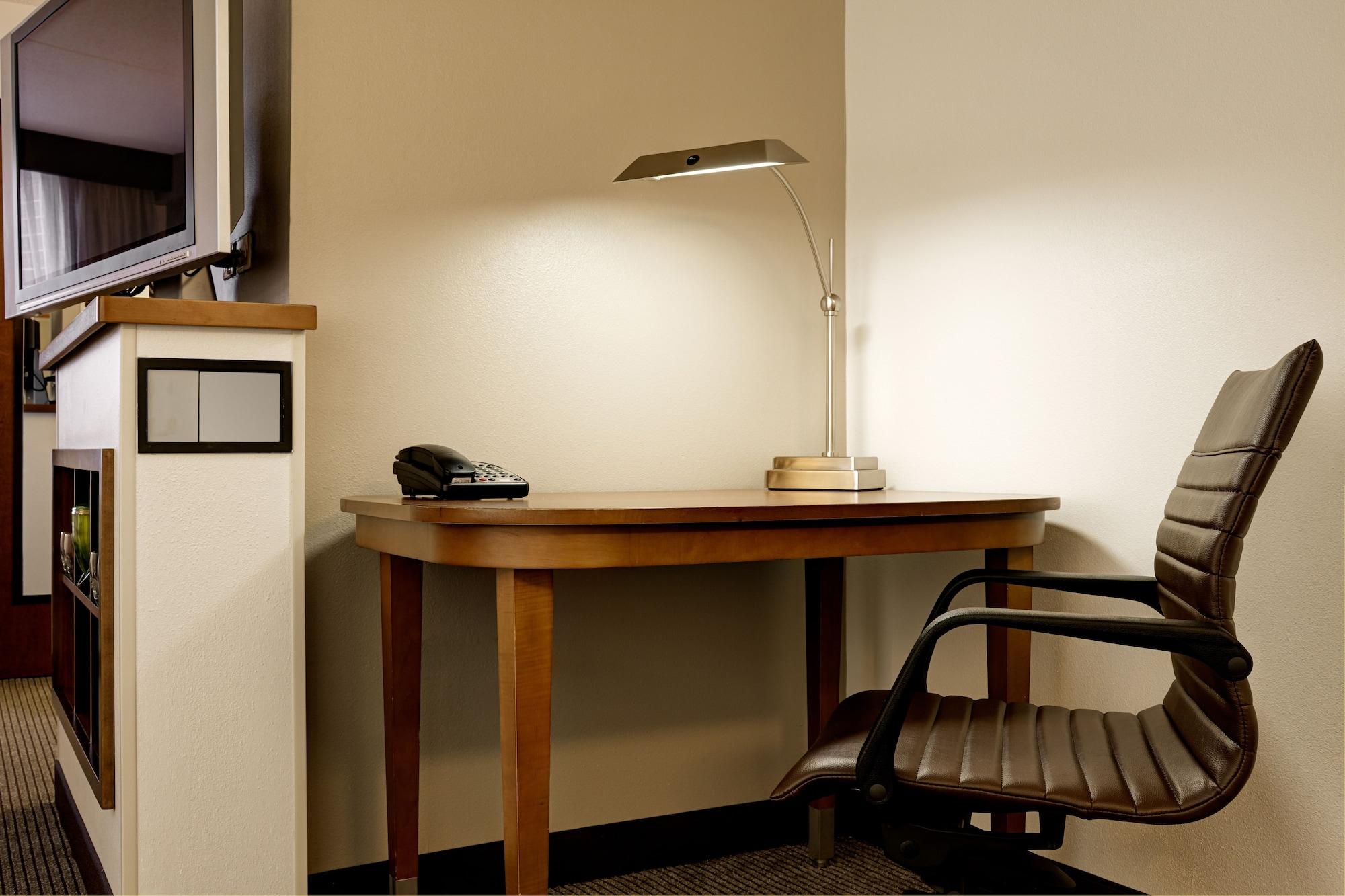 Hotel Hyatt Place Airport/quarry Market 3*