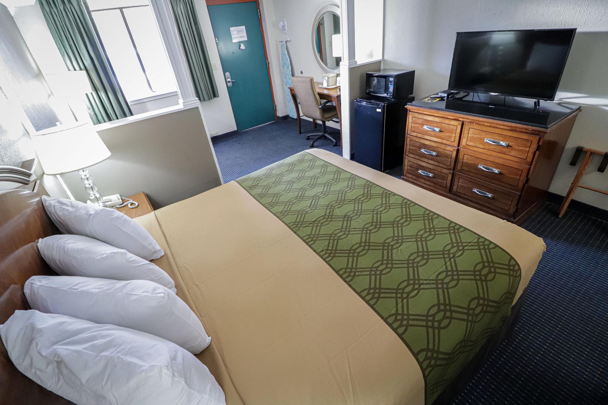 University & Motel San Antonio