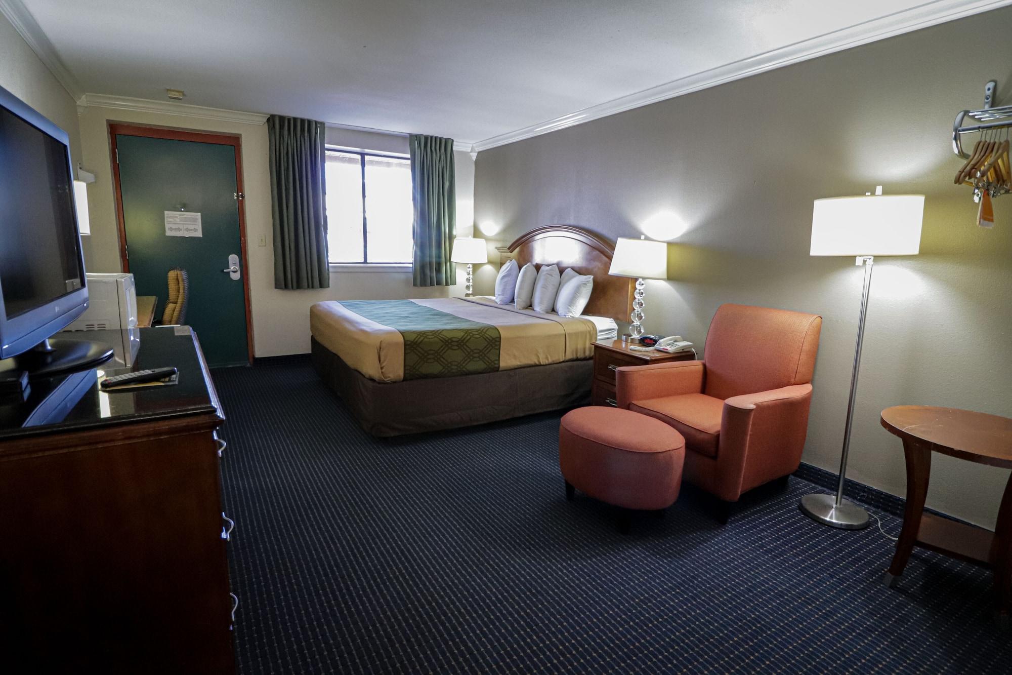 University & Motel San Antonio