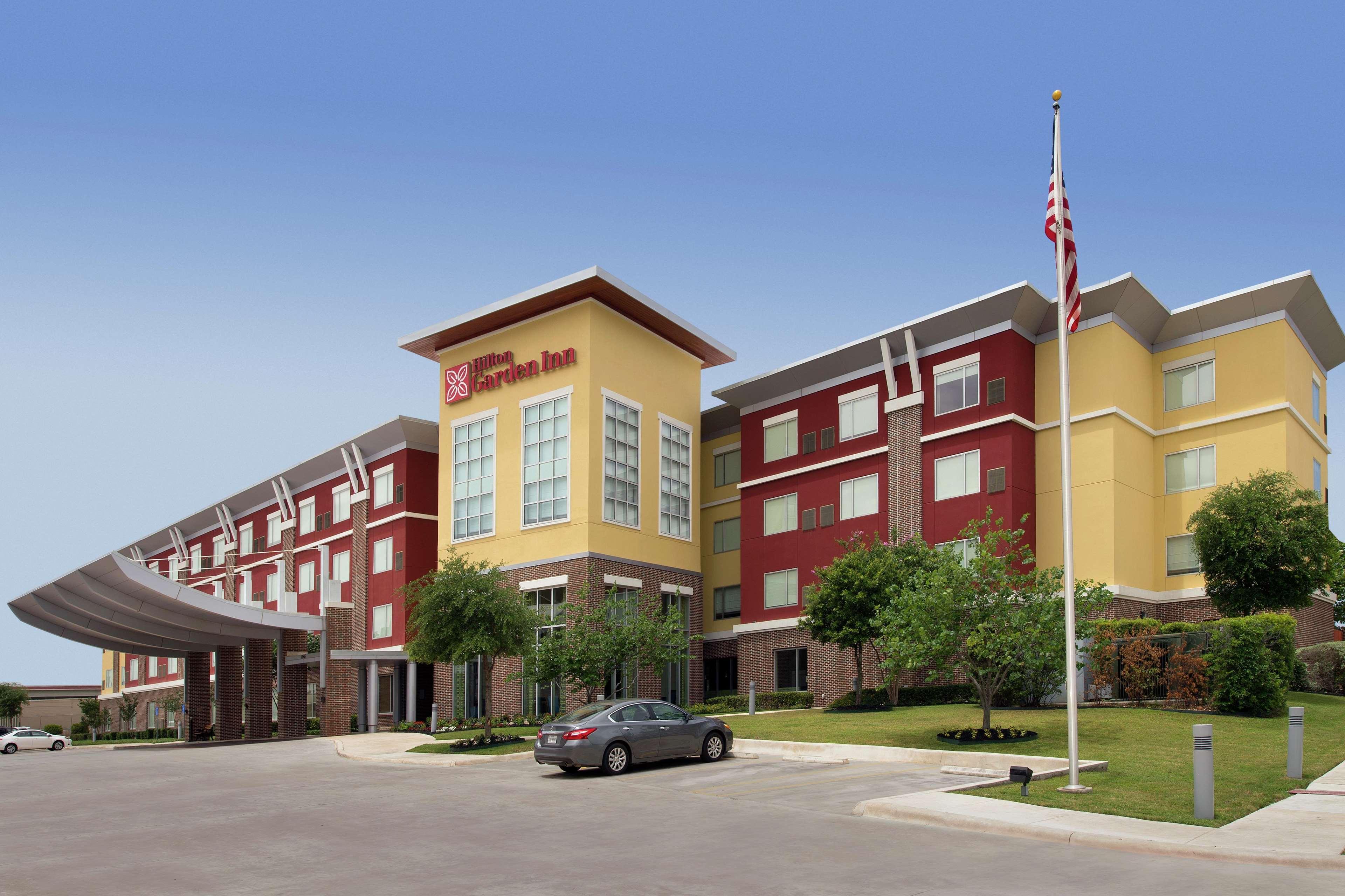 Hotel Hilton Garden Airport South 3*