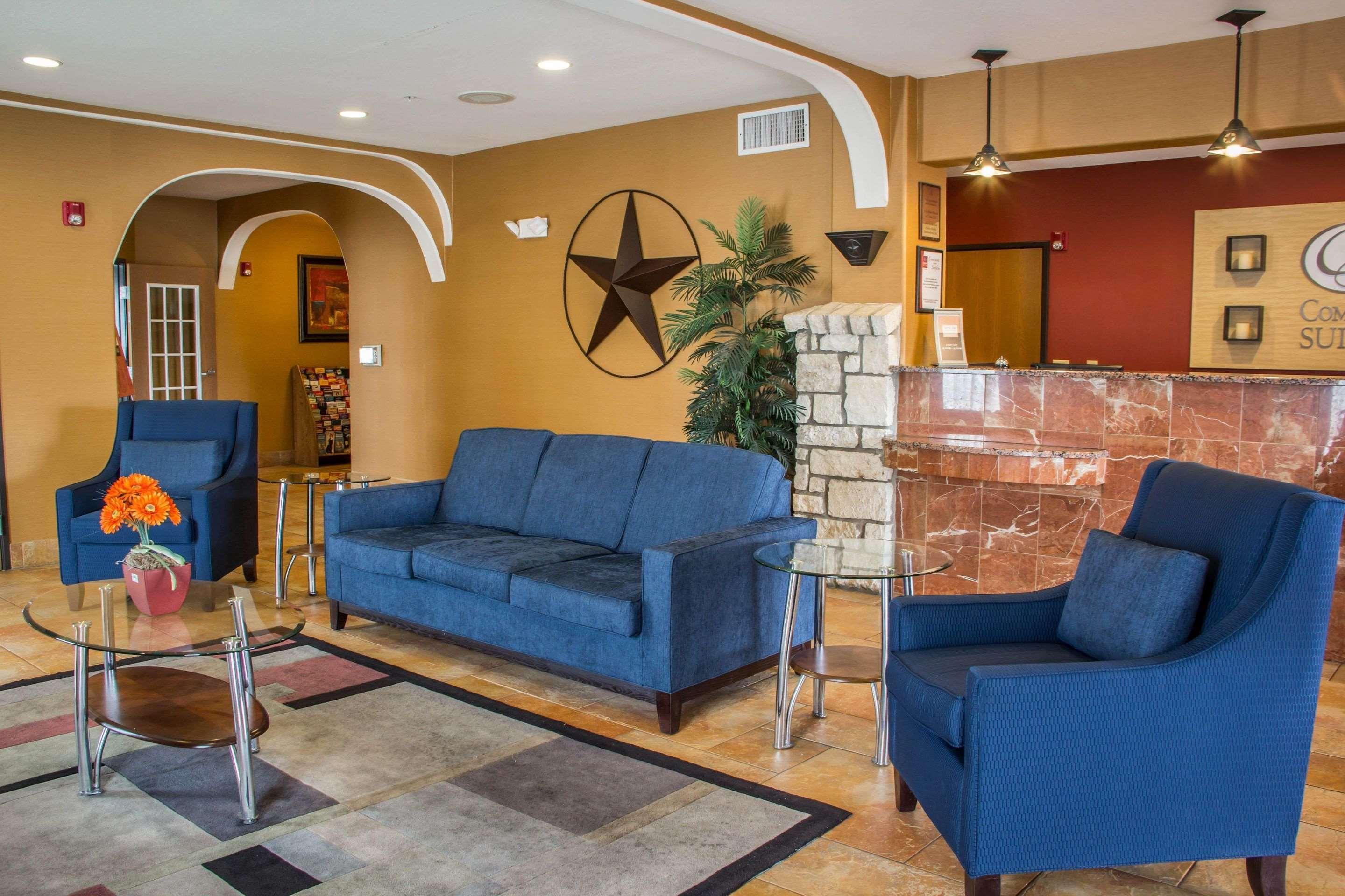 Comfort Near Seaworld Hotel San Antonio