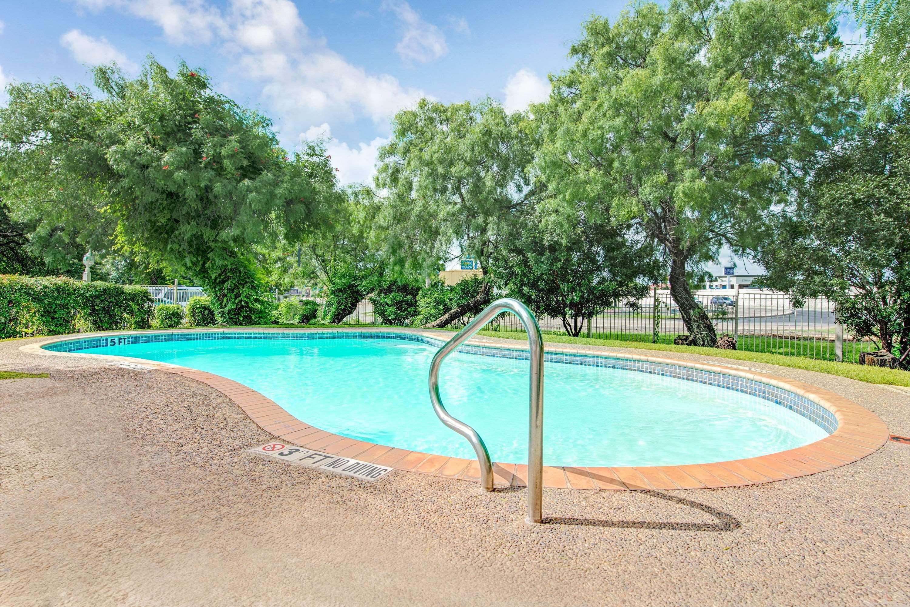 Hotel Super 8 By Wyndham San Antonio/fiesta San Antonio