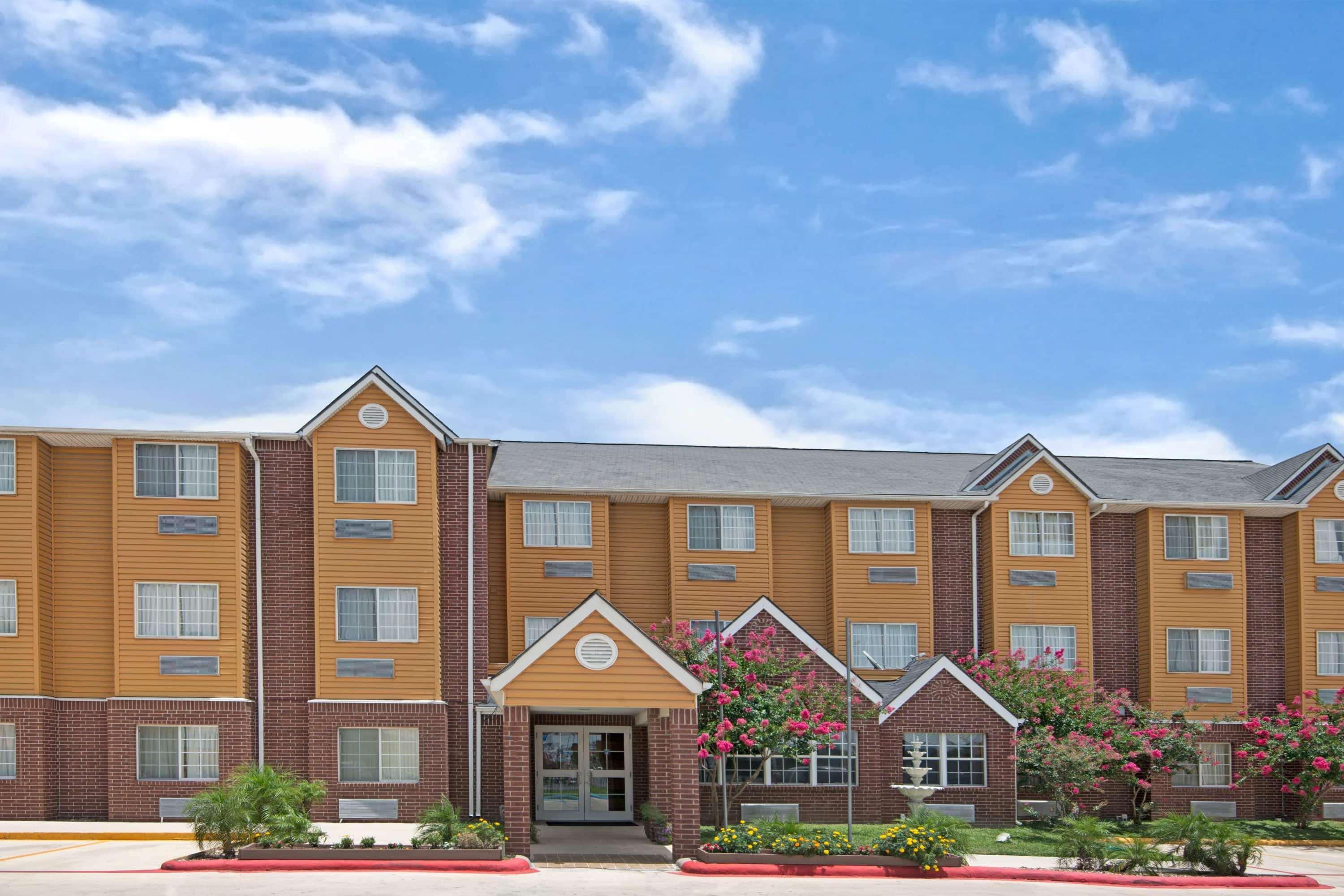 Super 8 By Wyndham Downtown Ne Hotel San Antonio