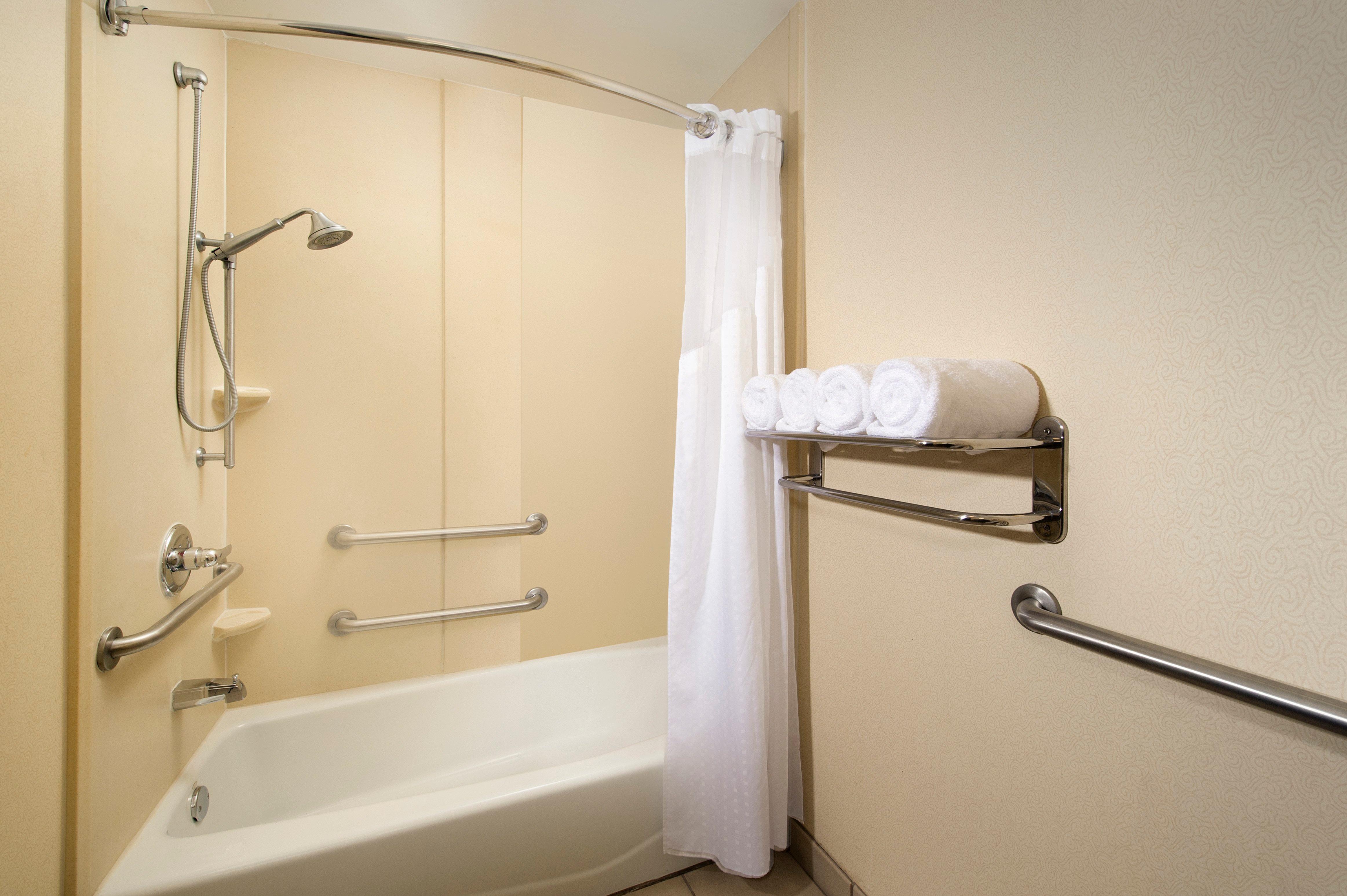 Express & West Sea World Area By Ihg
