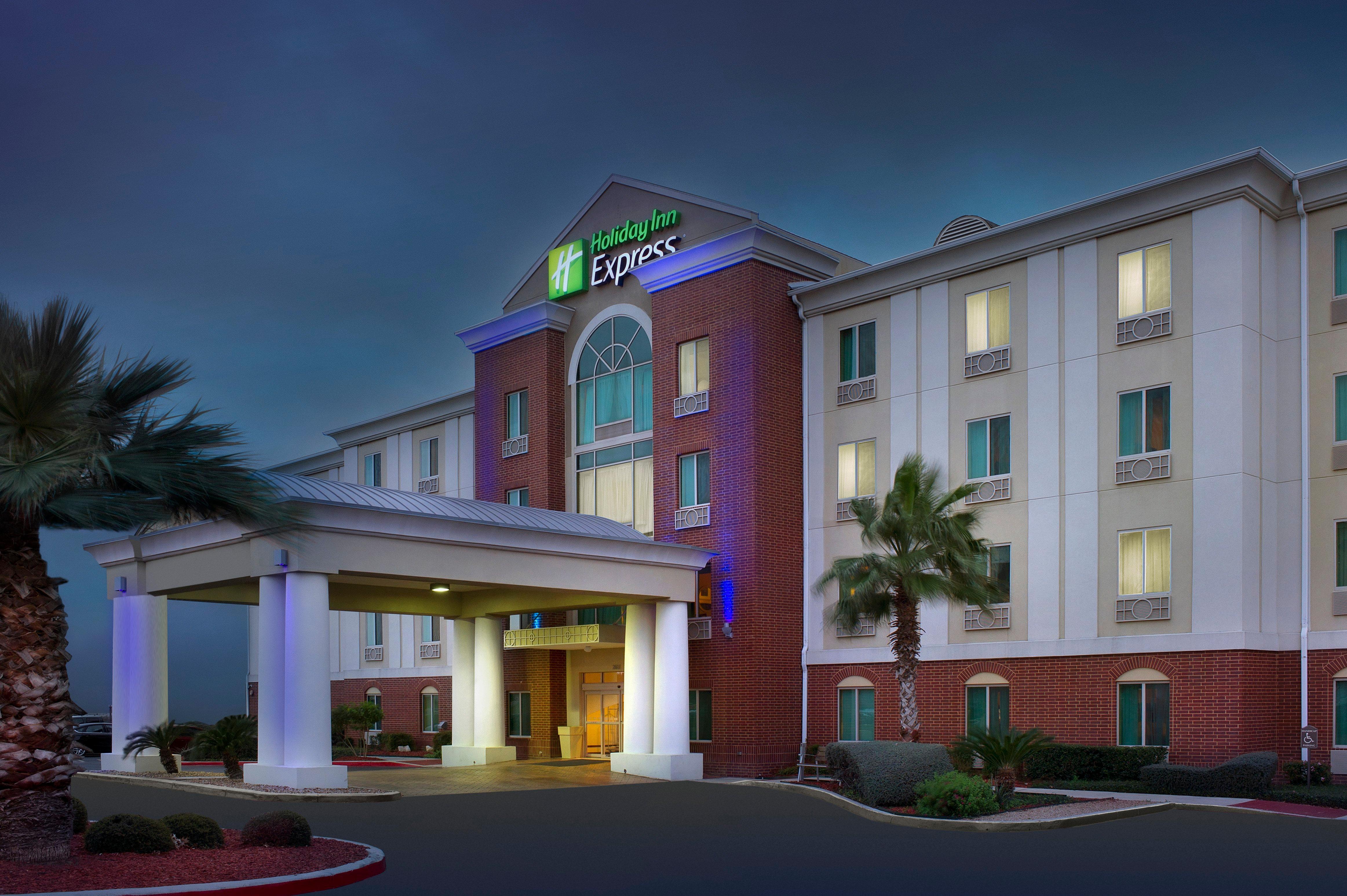 Express & West Sea World Area By Ihg