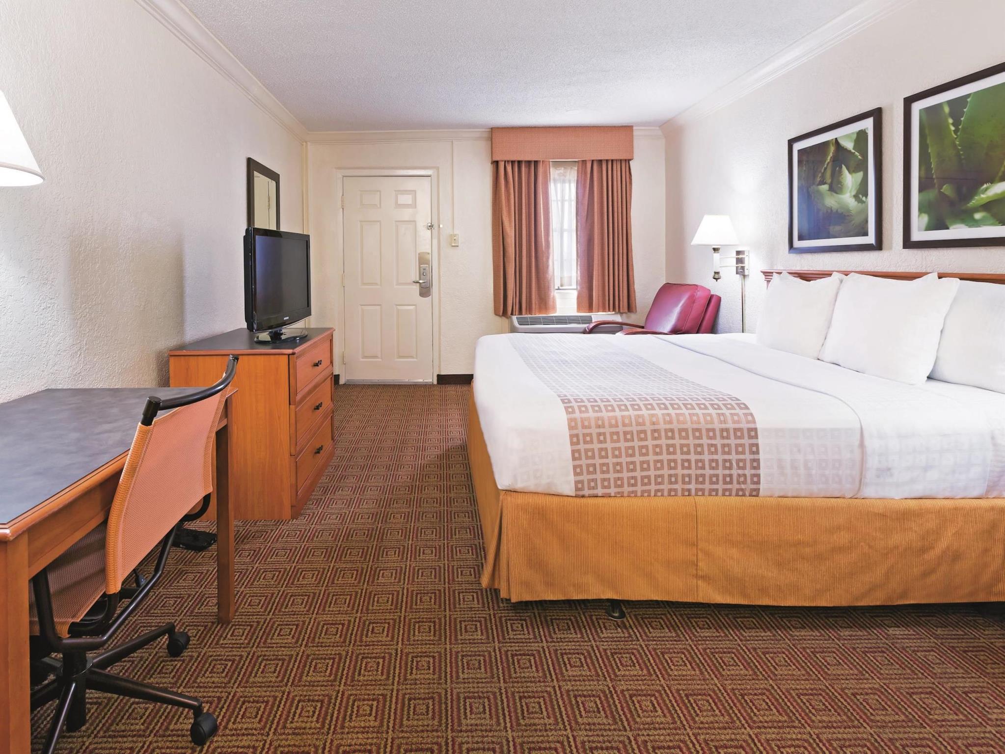 Hotel La Quinta By Wyndham Lackland