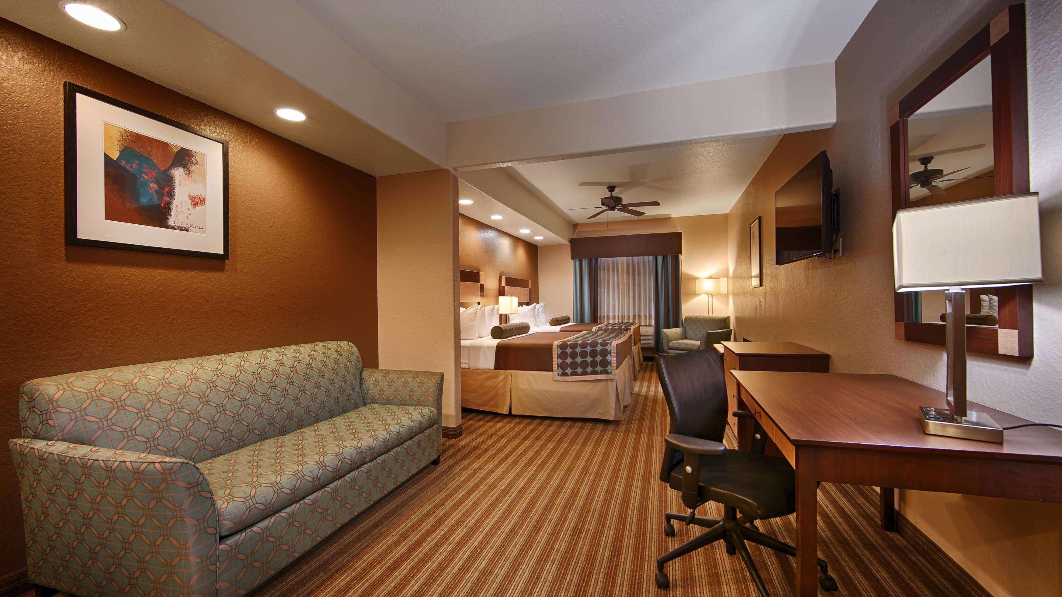 Western Palo Alto And Hotel