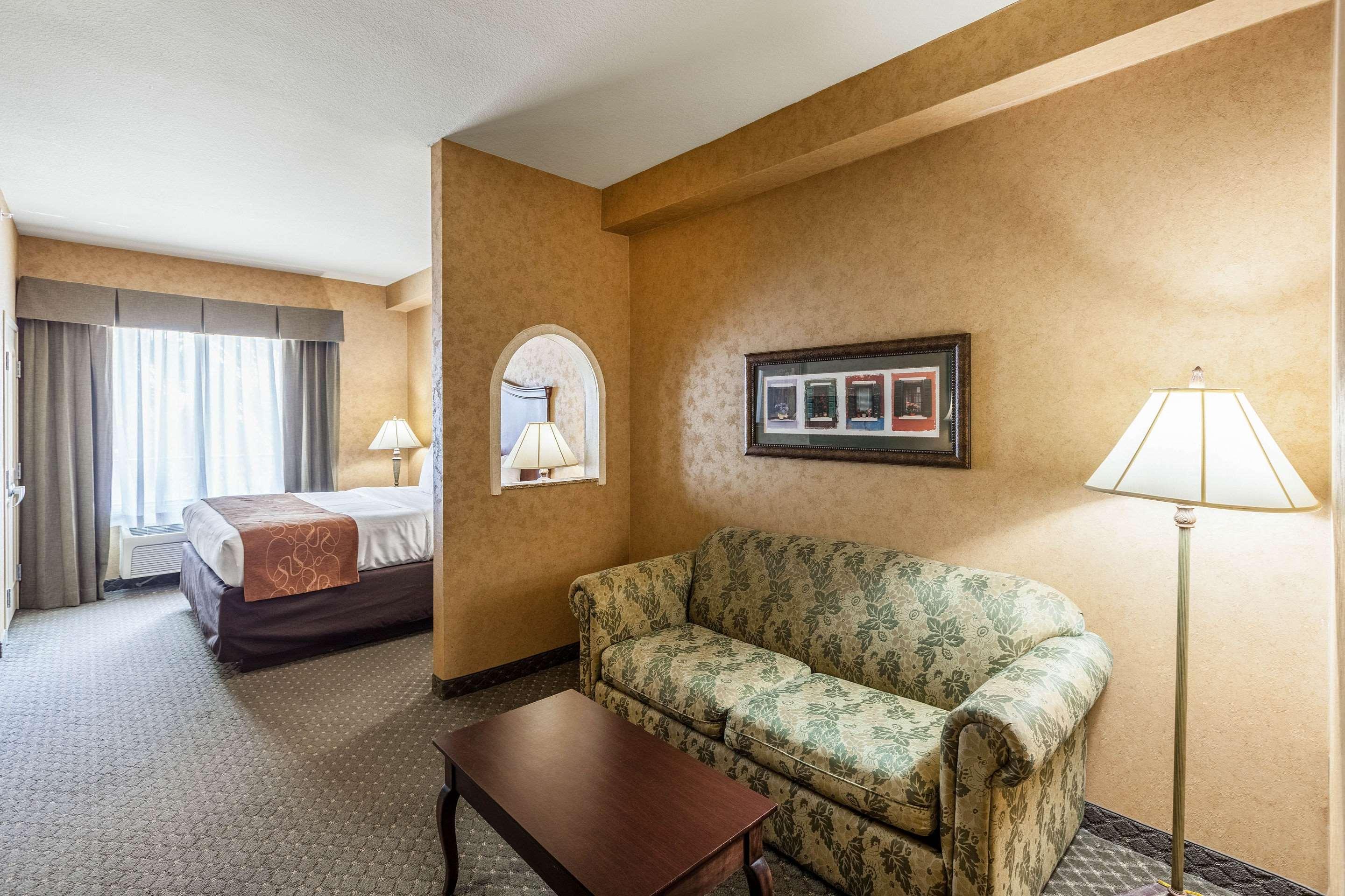 Hotel Comfort Alamo-river Walk 3*