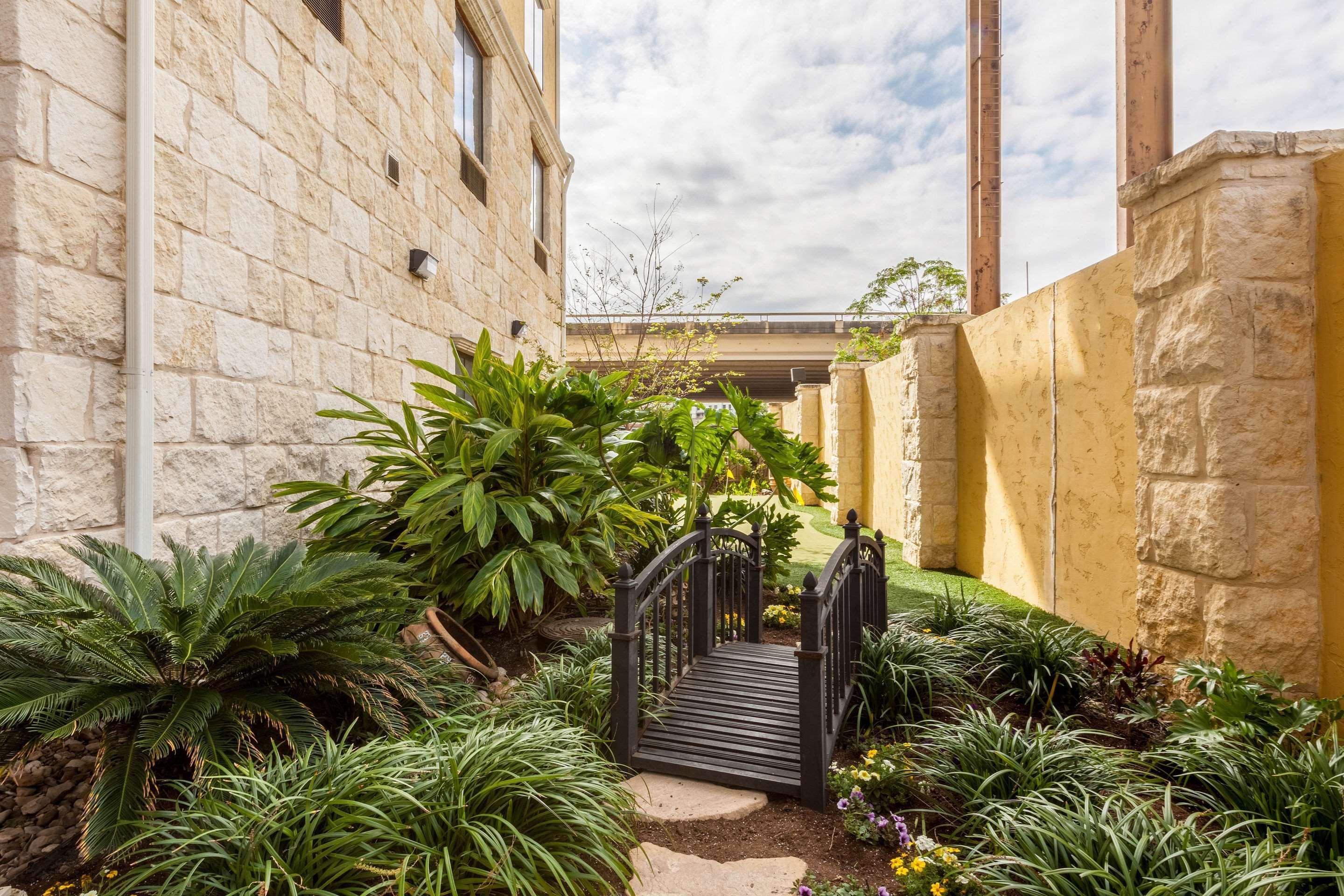 Hotel Comfort Alamo-river Walk