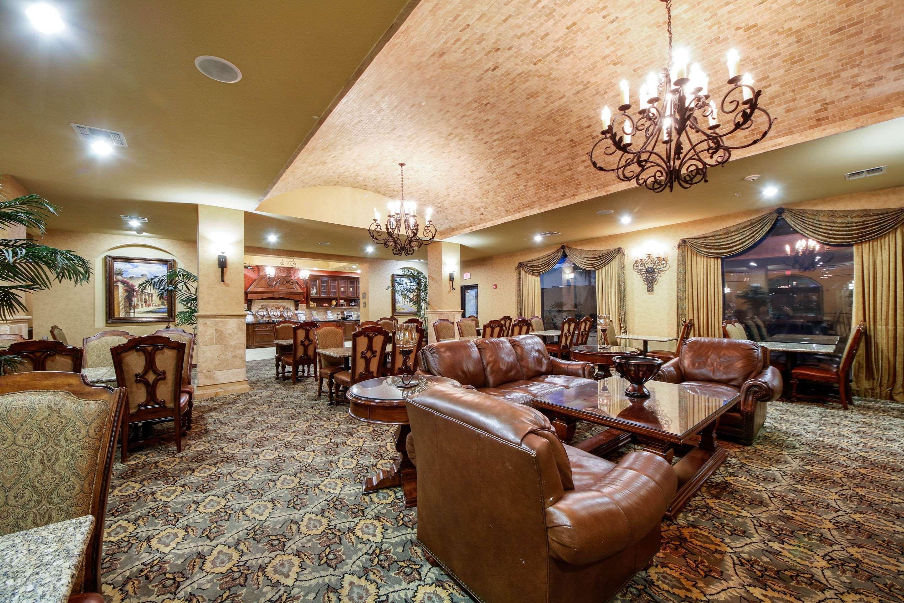 Hotel Comfort Alamo-river Walk 3*