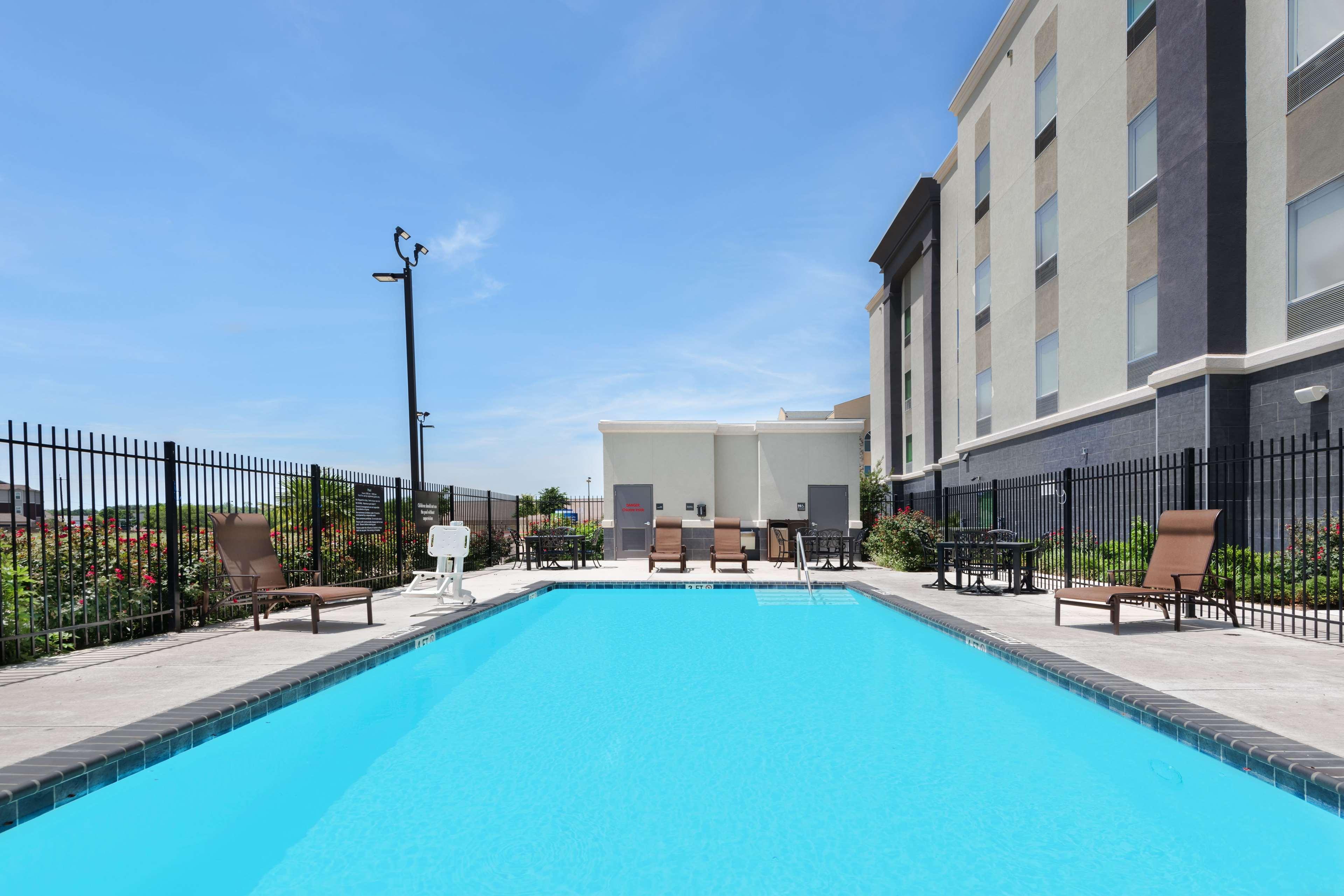 Hotel Hampton & Brooks Base, Tx