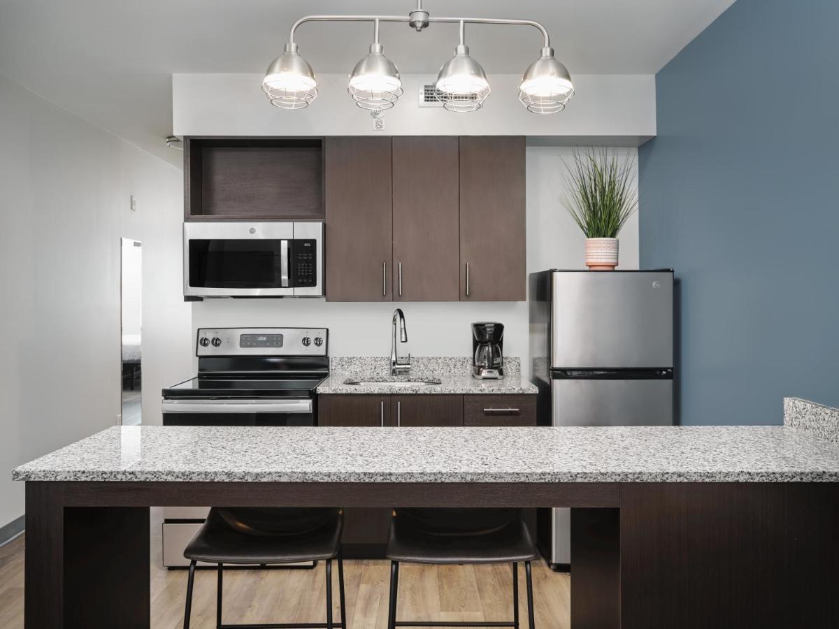 Hotel Stayapt San Antonio-lackland 3*