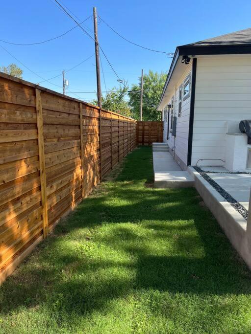 Villa Lamar Villa-3 Bed 2.5 Bath With Outdoor Kitchen San Antonio