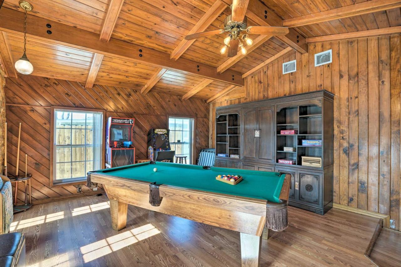 With Pool, Near Lackland Afb! *