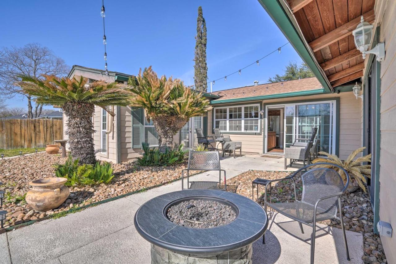 Holiday home With Pool, Near Lackland Afb! *