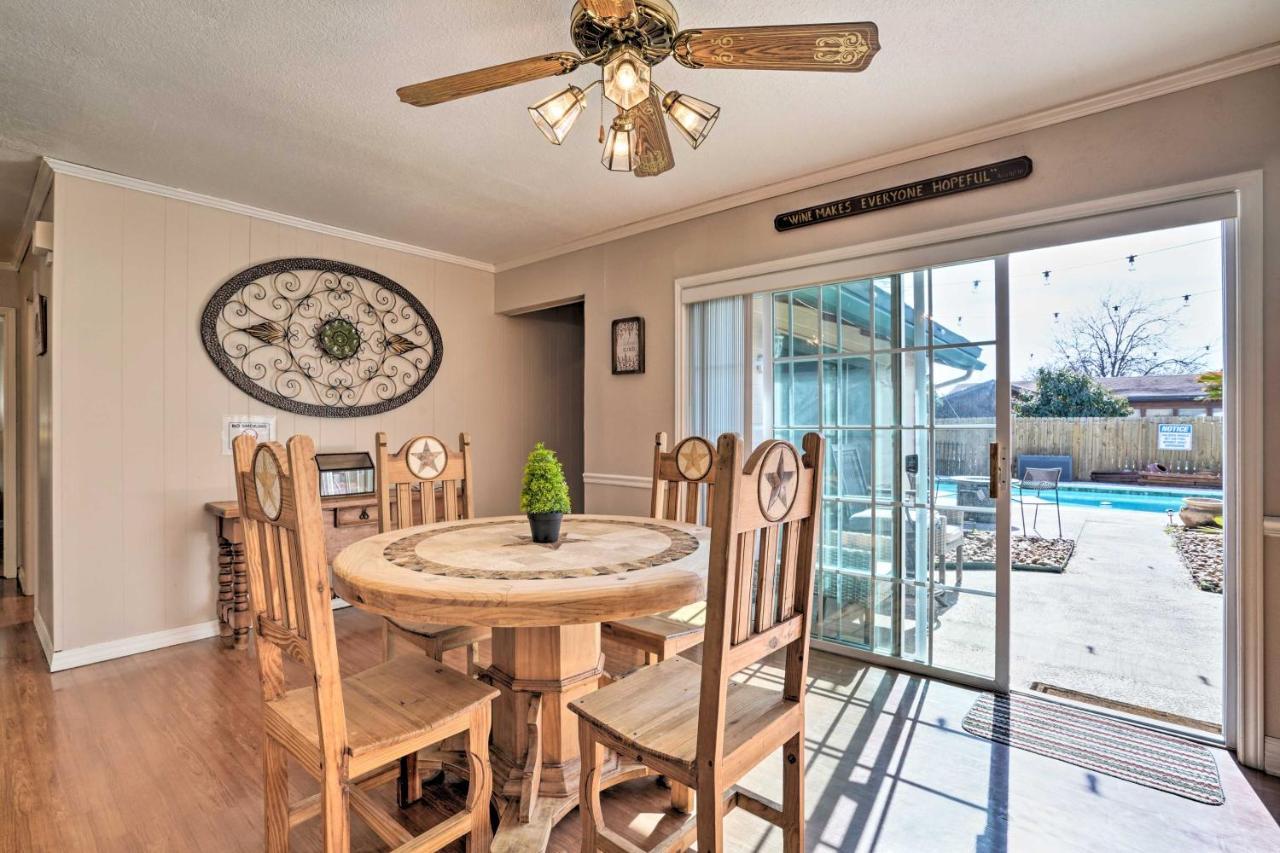 With Pool, Near Lackland Afb! * San Antonio