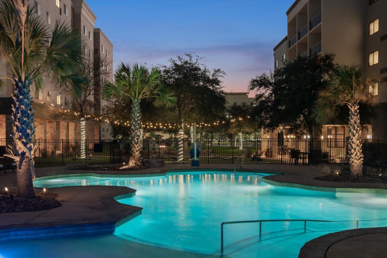 By Marriott Six Flags At The Rim San Antonio