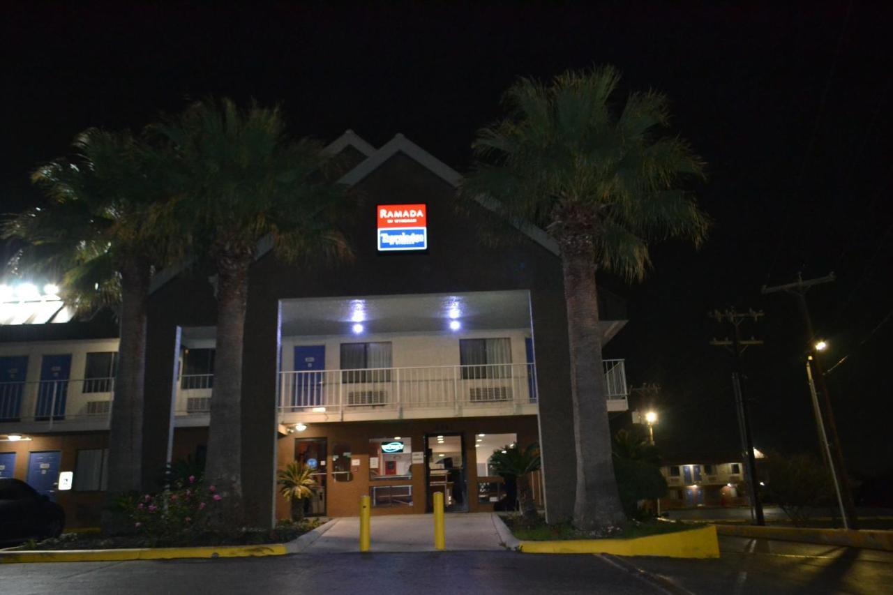 Hotel Travelodge By Wyndham Lackland Afb North San Antonio