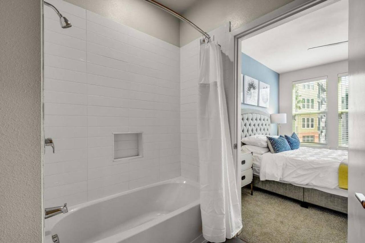 Upscale Riverwalk Alamo Pearl