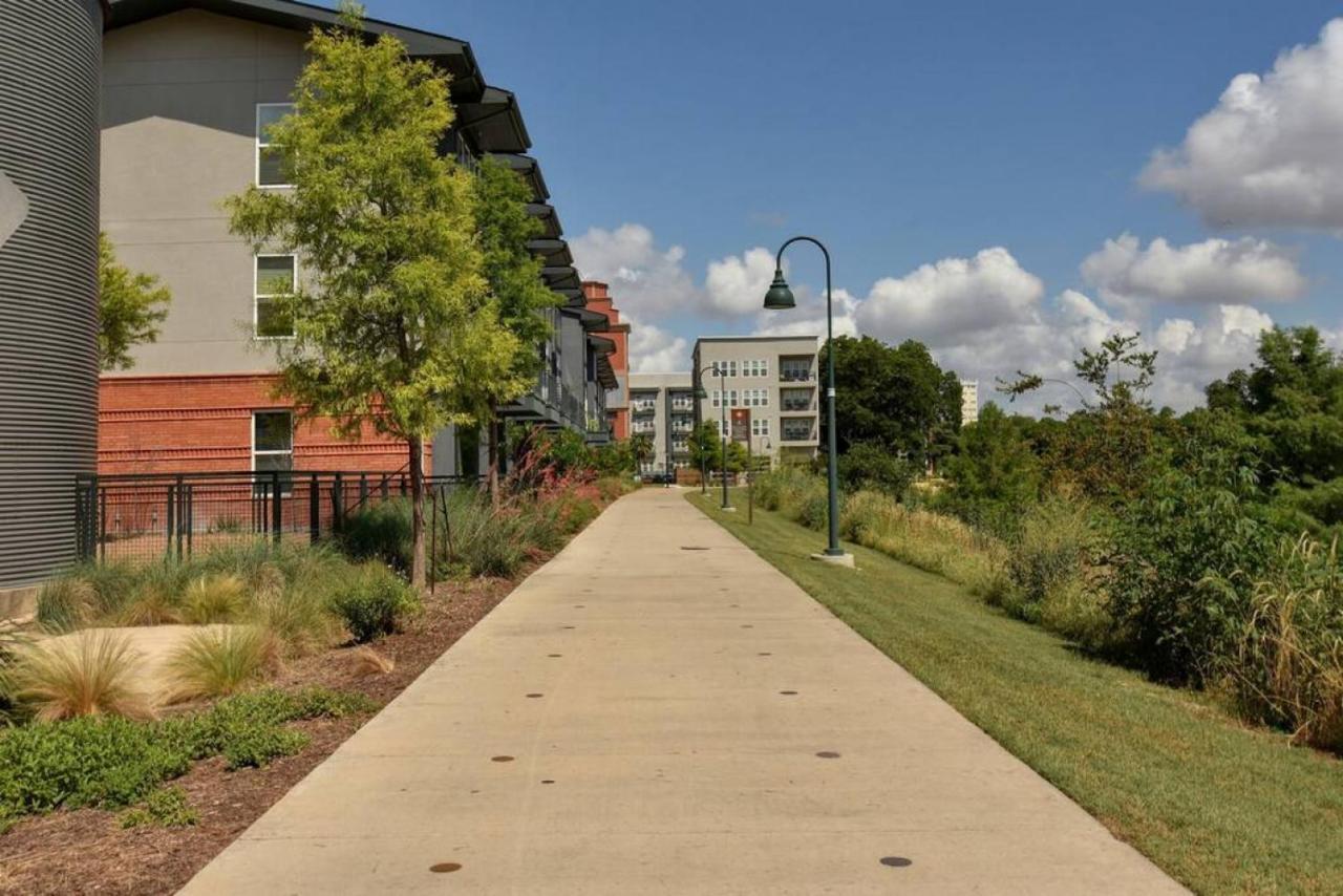 Upscale Riverwalk Alamo Pearl San Antonio