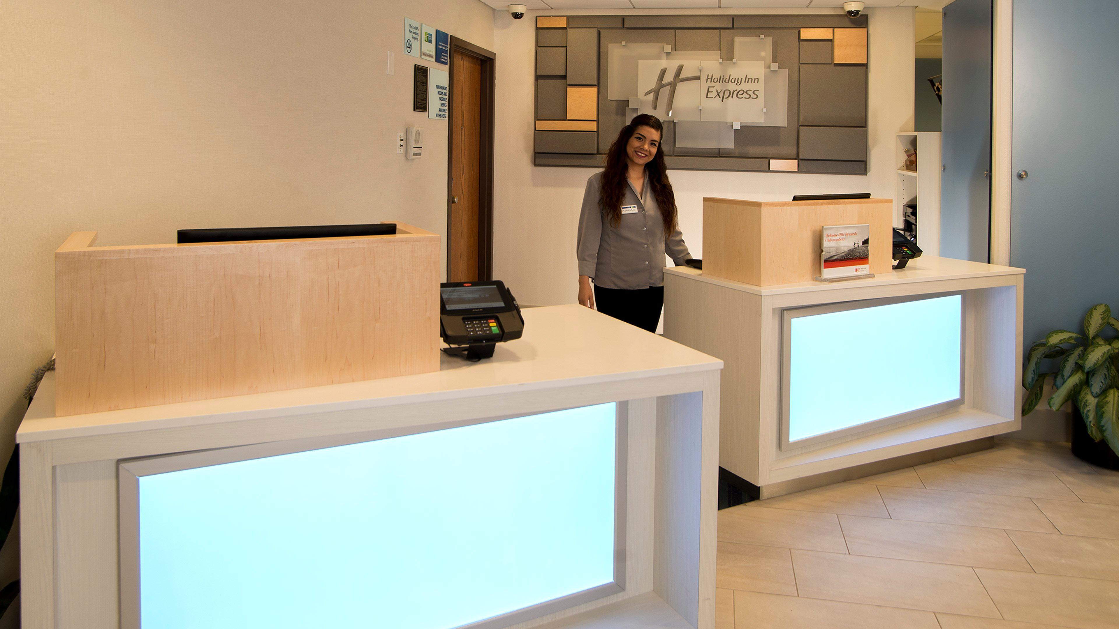 Express - Airport By Ihg Hotel 3*