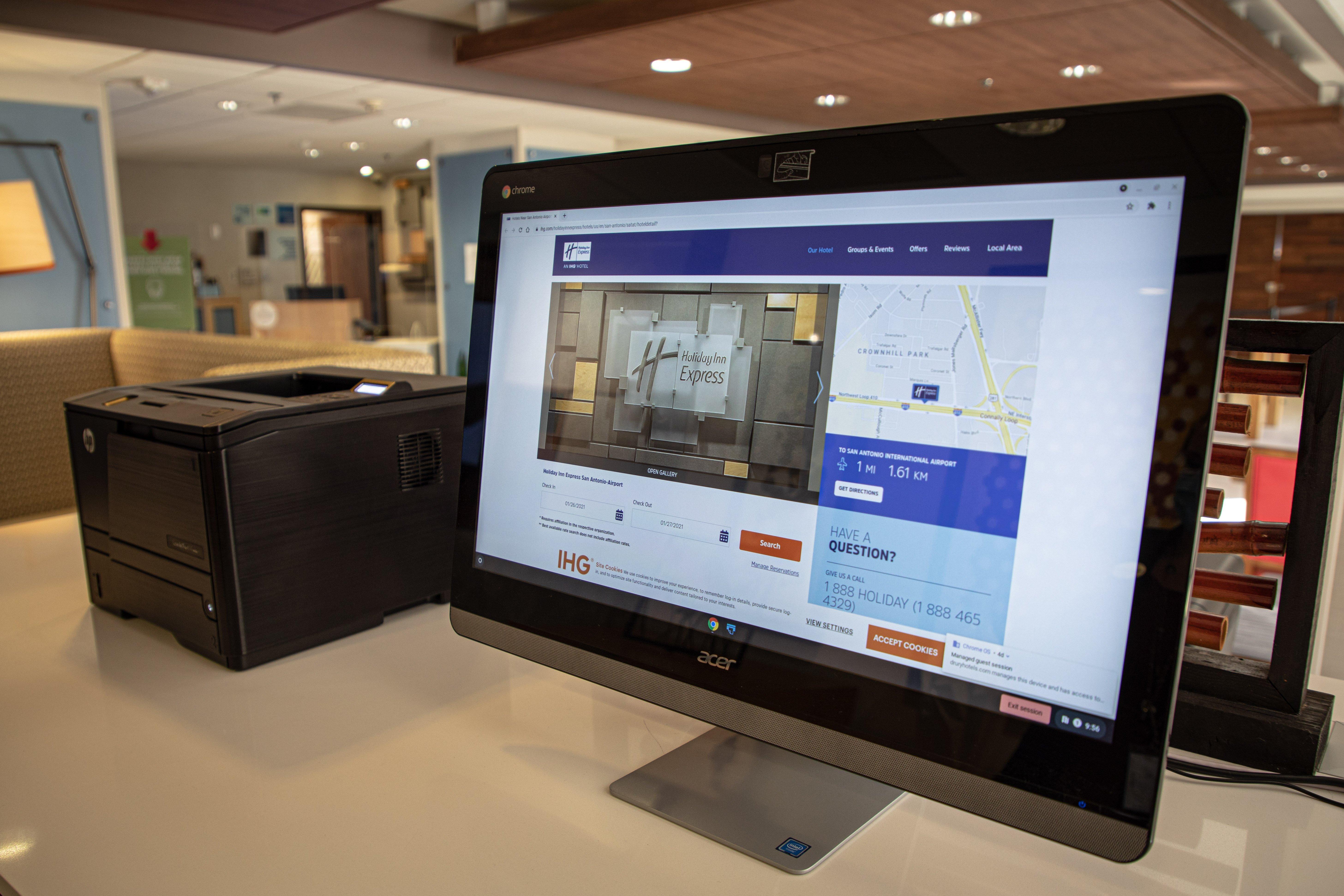 Express - Airport By Ihg Hotel San Antonio