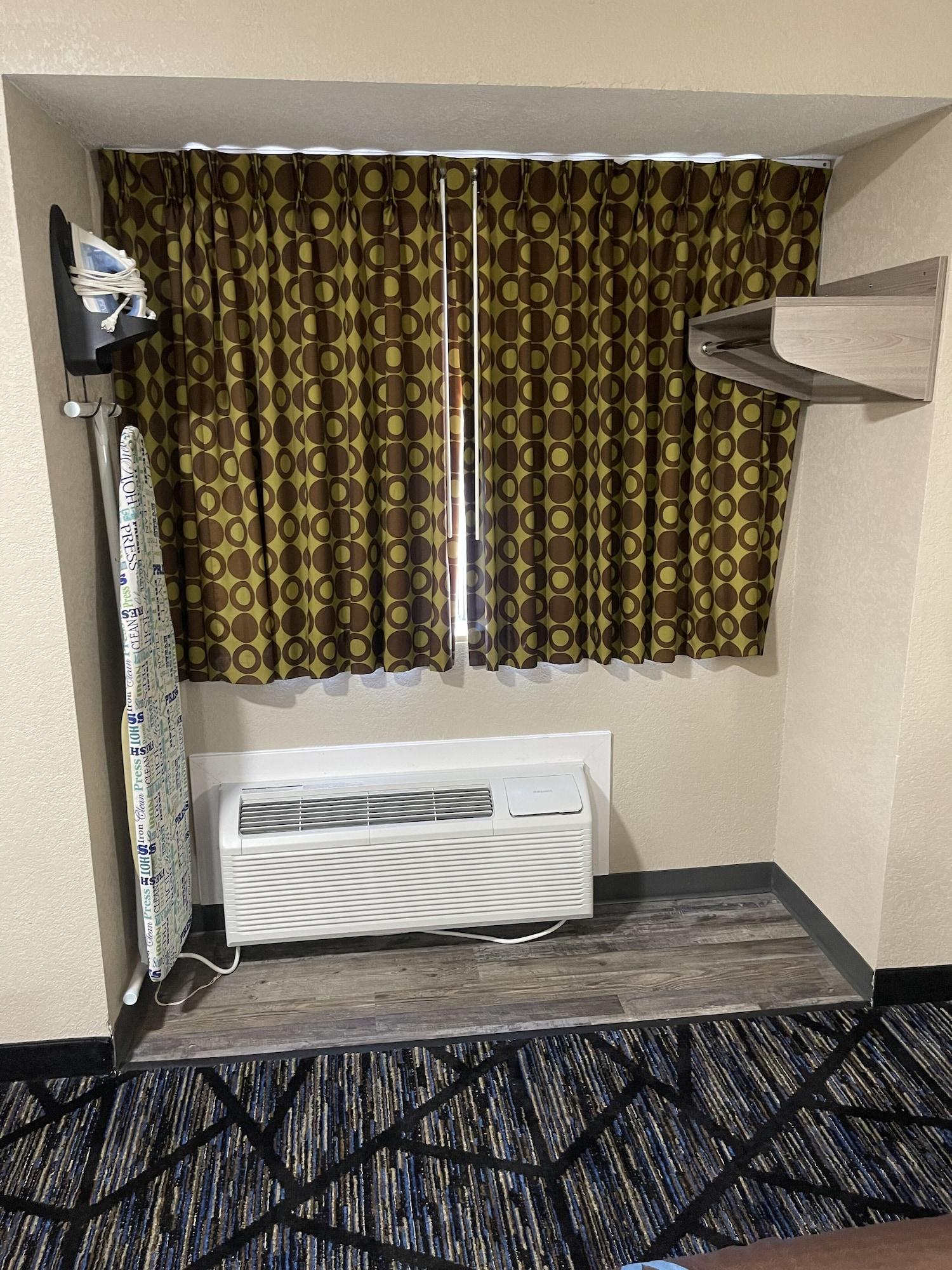 Super 8 By Wyndham Downtown Ne 2* San Antonio