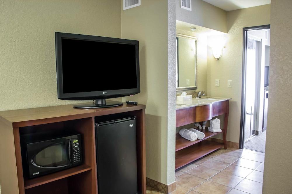 Hotel Comfort Near Seaworld 3*